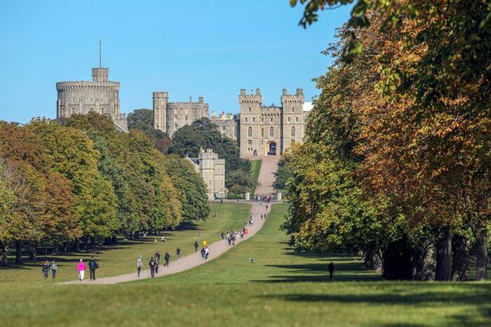 Đường hầm thoát hiểm 'ẩn nấp' trong Lâu đài Windsor của Nữ hoàng Anh Ảnh 1