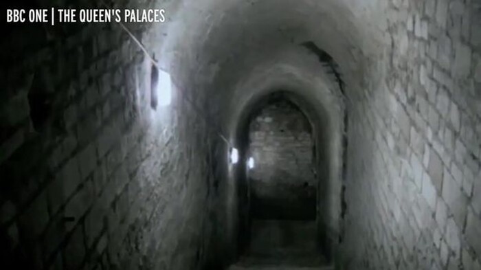 Đường hầm thoát hiểm 'ẩn nấp' trong Lâu đài Windsor của Nữ hoàng Anh