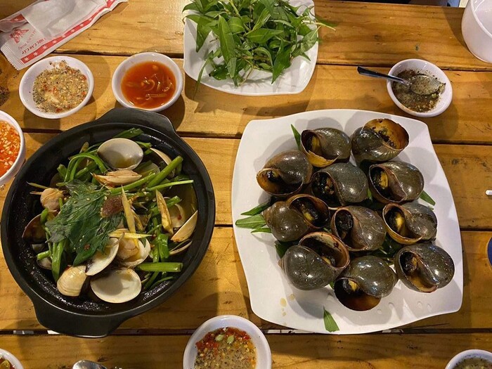 Những quán ốc nổi tiếng ở Sài Gòn mà bạn nên ăn thử một lần