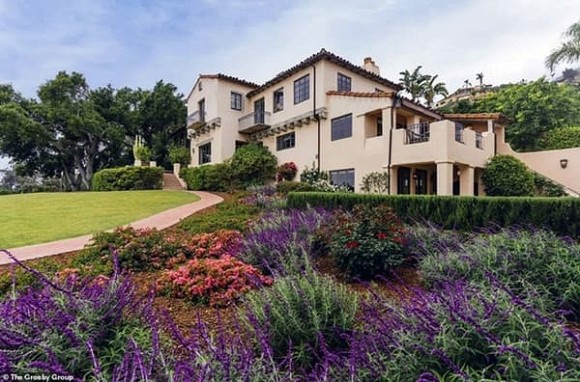 Orlando Bloom và Katy Perry tậu biệt thự mới gần 330 tỷ đồng, trở thành hàng xóm nhà Meghan Markle