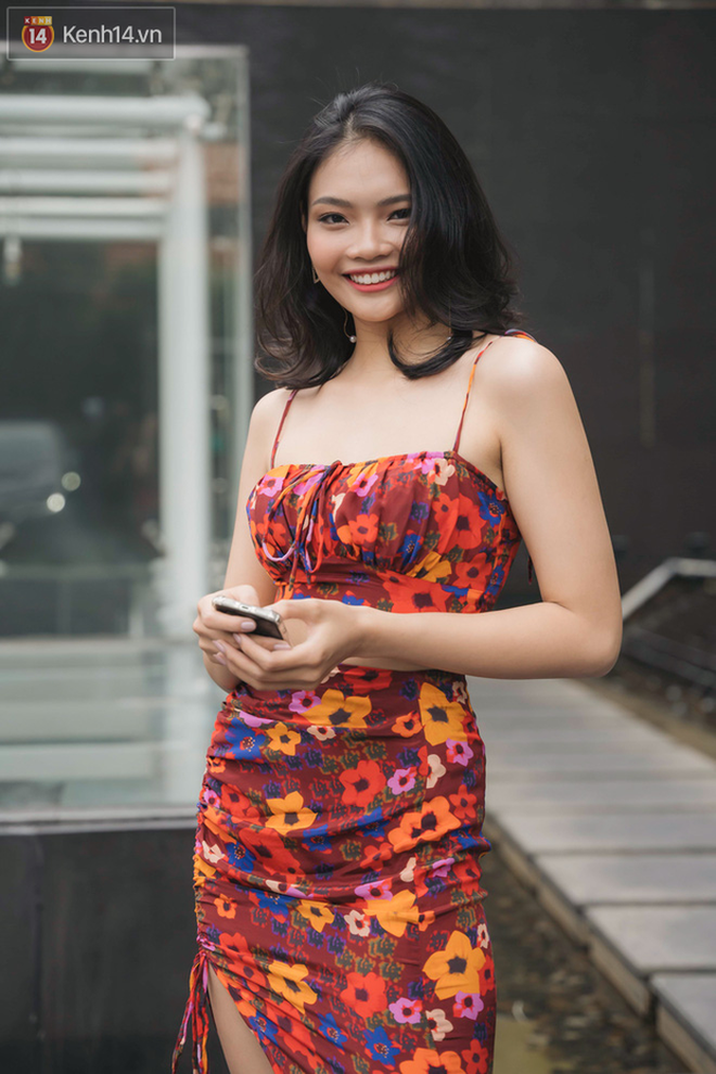 So ảnh trên mạng và chụp thực tế tại vòng sơ khảo của dàn thí sinh Hoa hậu Việt Nam 2020: Liệu có ai mất phong độ?