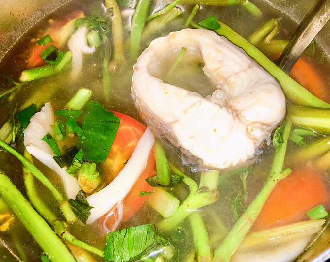 Top 8 Cách nấu canh chua cá thơm ngon, đơn giản tại nhà