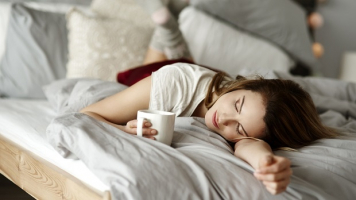 Top 10 Thức uống giúp bạn ngủ ngon hơn