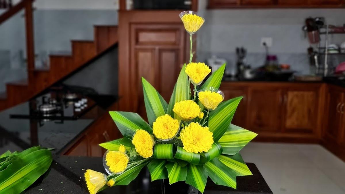 Cách cắm hoa cúc vàng để bàn thờ sao cho đẹp & trang nghiêm