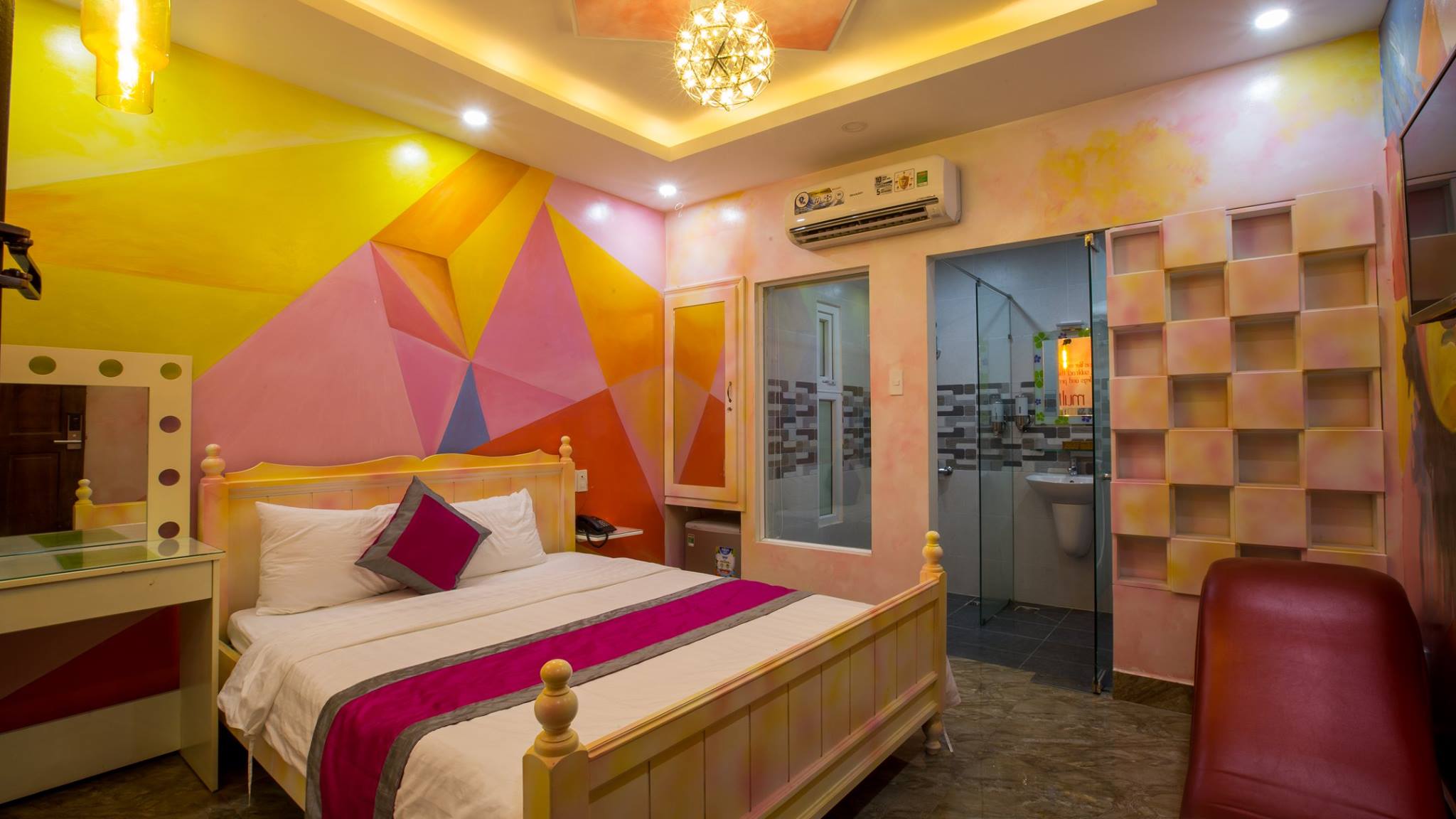 TOP 7 Khách sạn tình yêu Trung Sơn view đẹp xịn xò